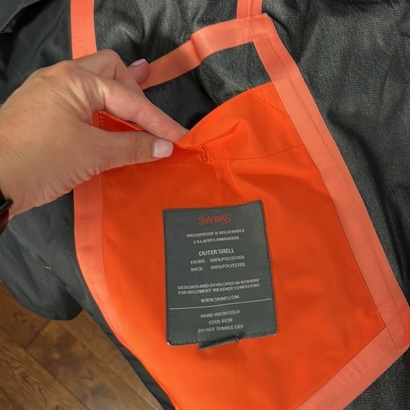 Swims Rain Jacket - Picture 10 of 14
